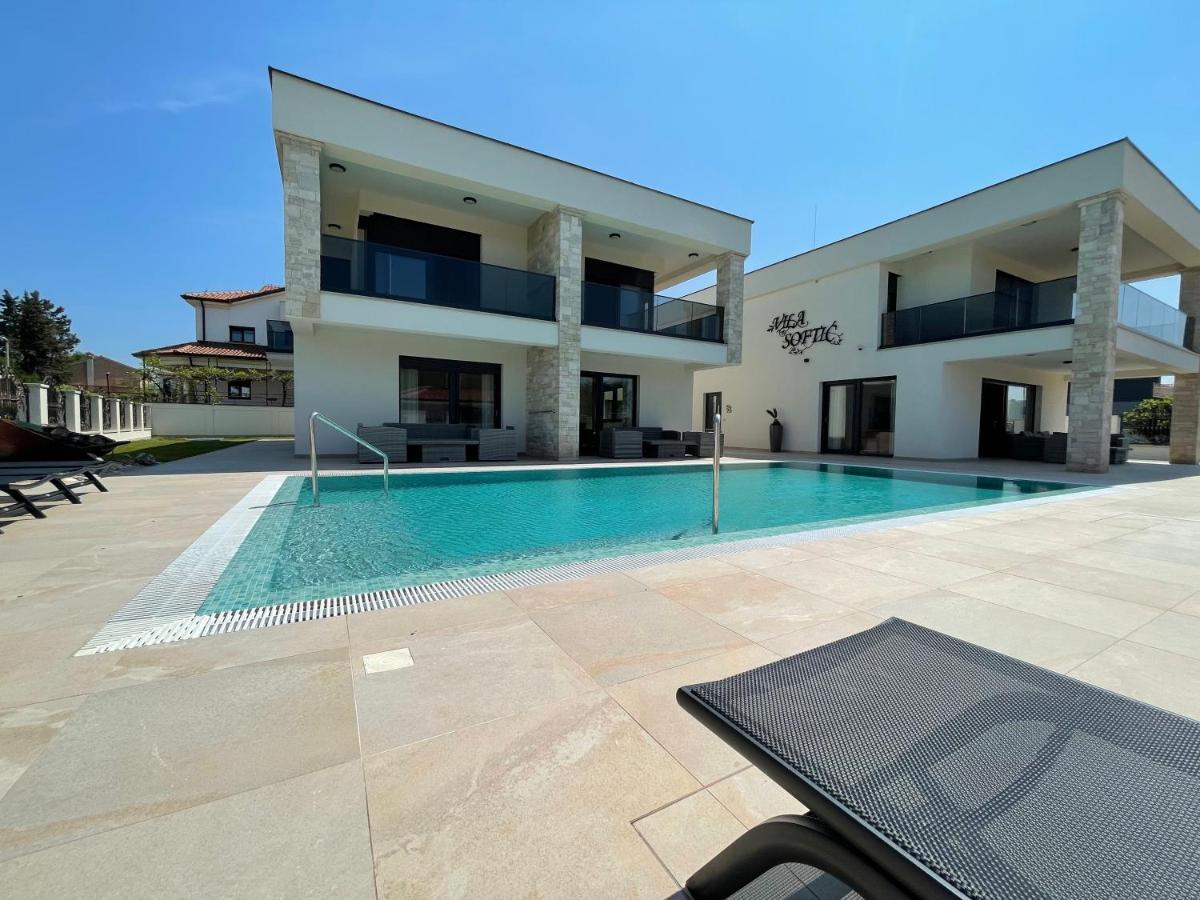 Vila Softic Azra Umag Ngoại thất bức ảnh
